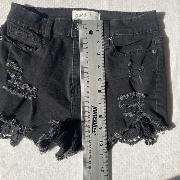 Mudd Women Shorts 3 Black Denim FLEX STRETCH Distressed Fringe Lace 2” Inseam - Picture 6 of 8